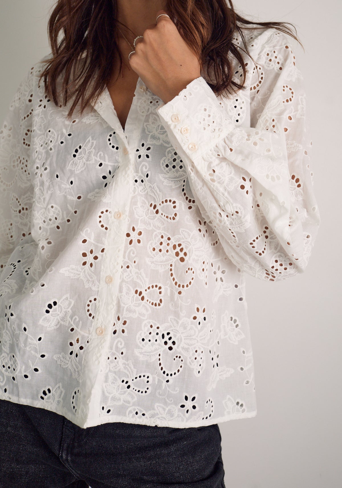 Blusa M Emily Ojalillo Blanco V1