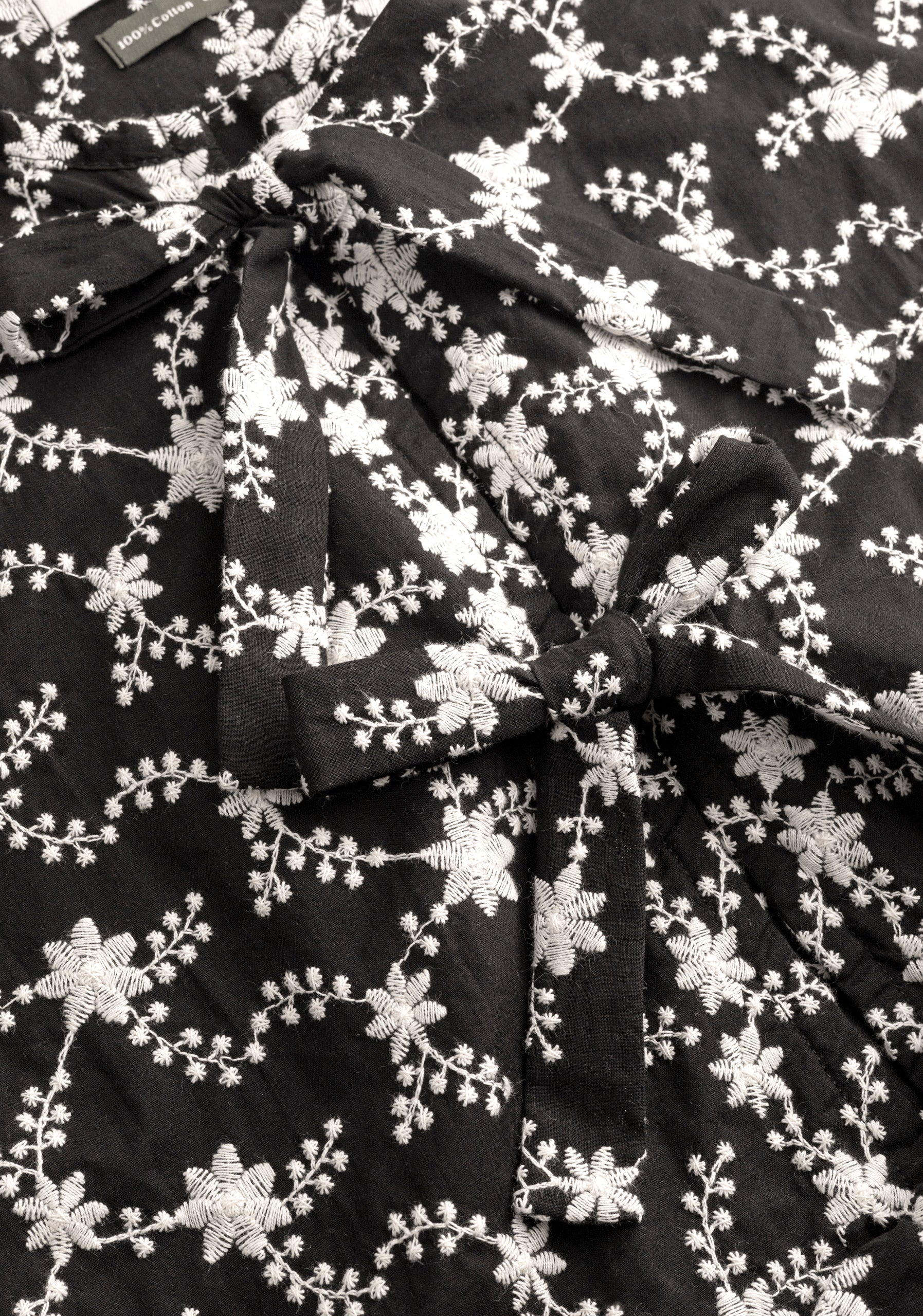 Blusa M Thalia Alg Bord Negro / Marfil