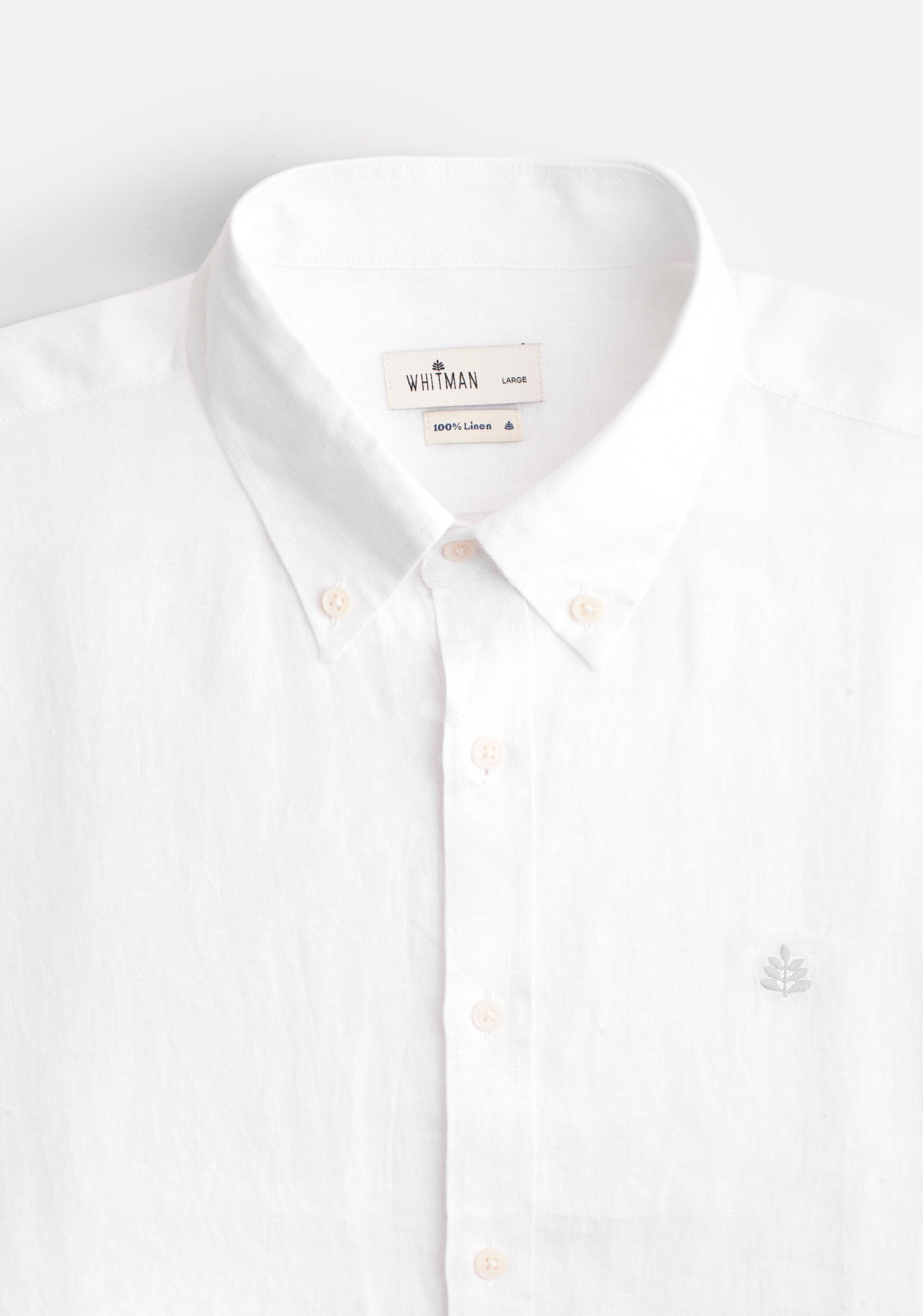 Camisa para hombre 100% lino hipoalergénico color blanco detalle cuello