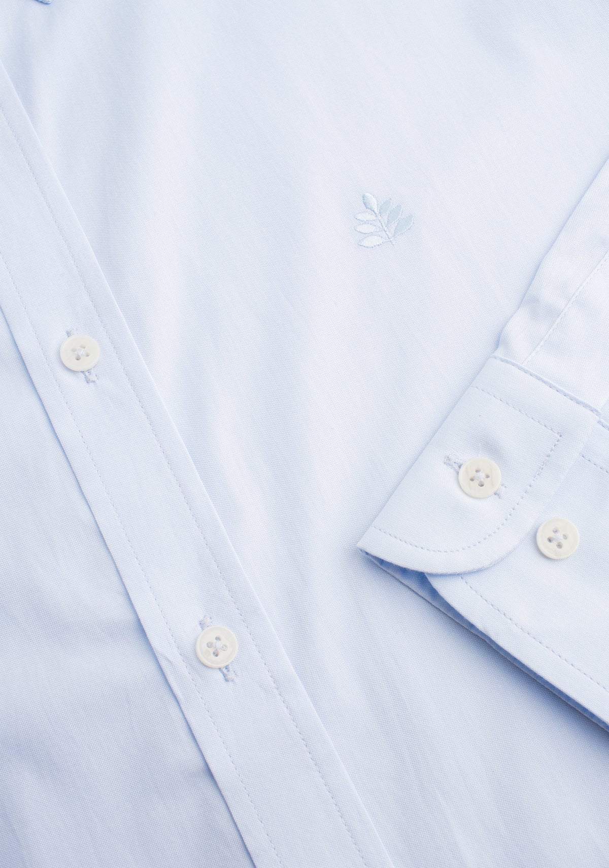 Camisa para hombre color azul 100% algodón detalle botones