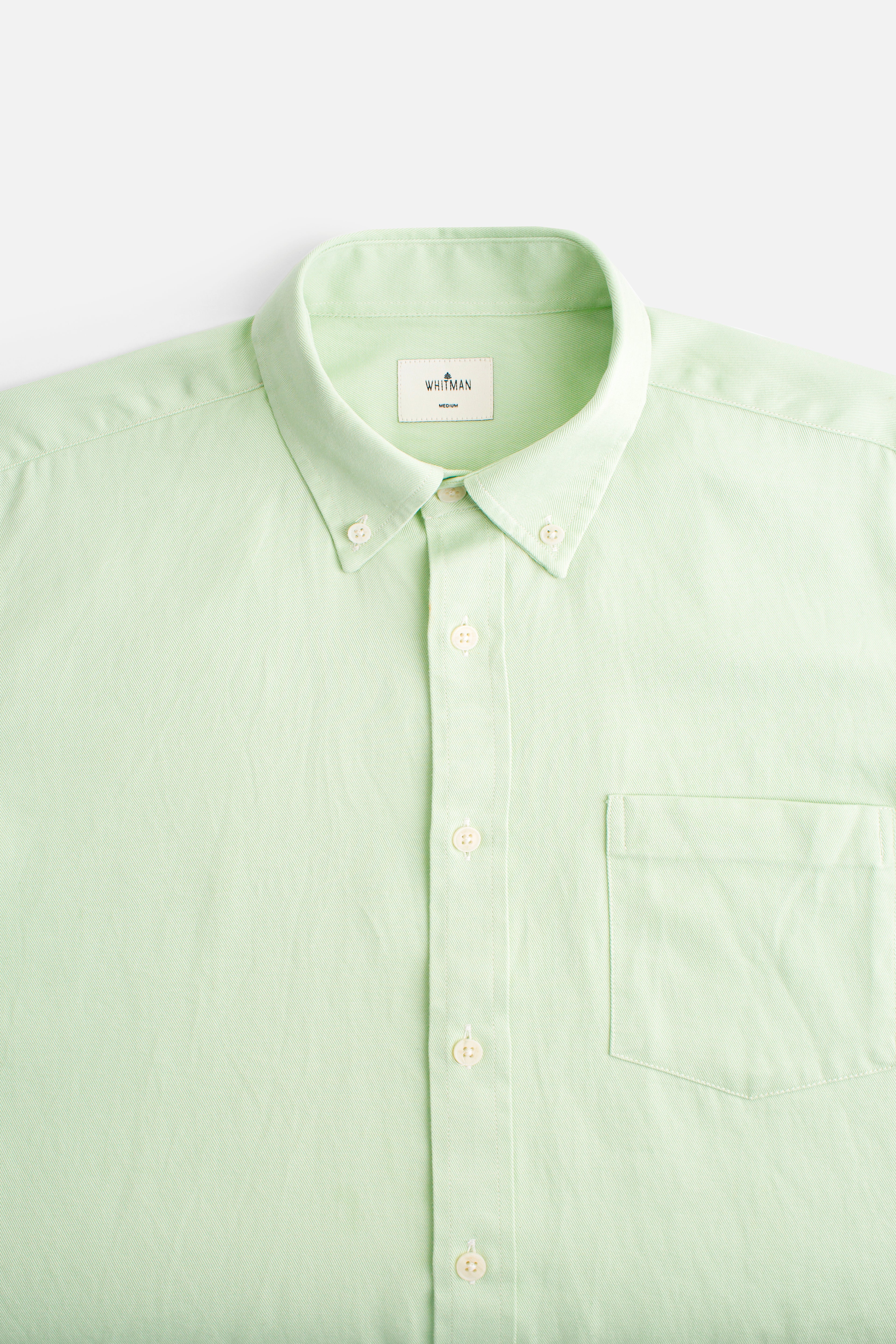 Camisa para hombre color verde claro de tencel y algodón detalle cuelo