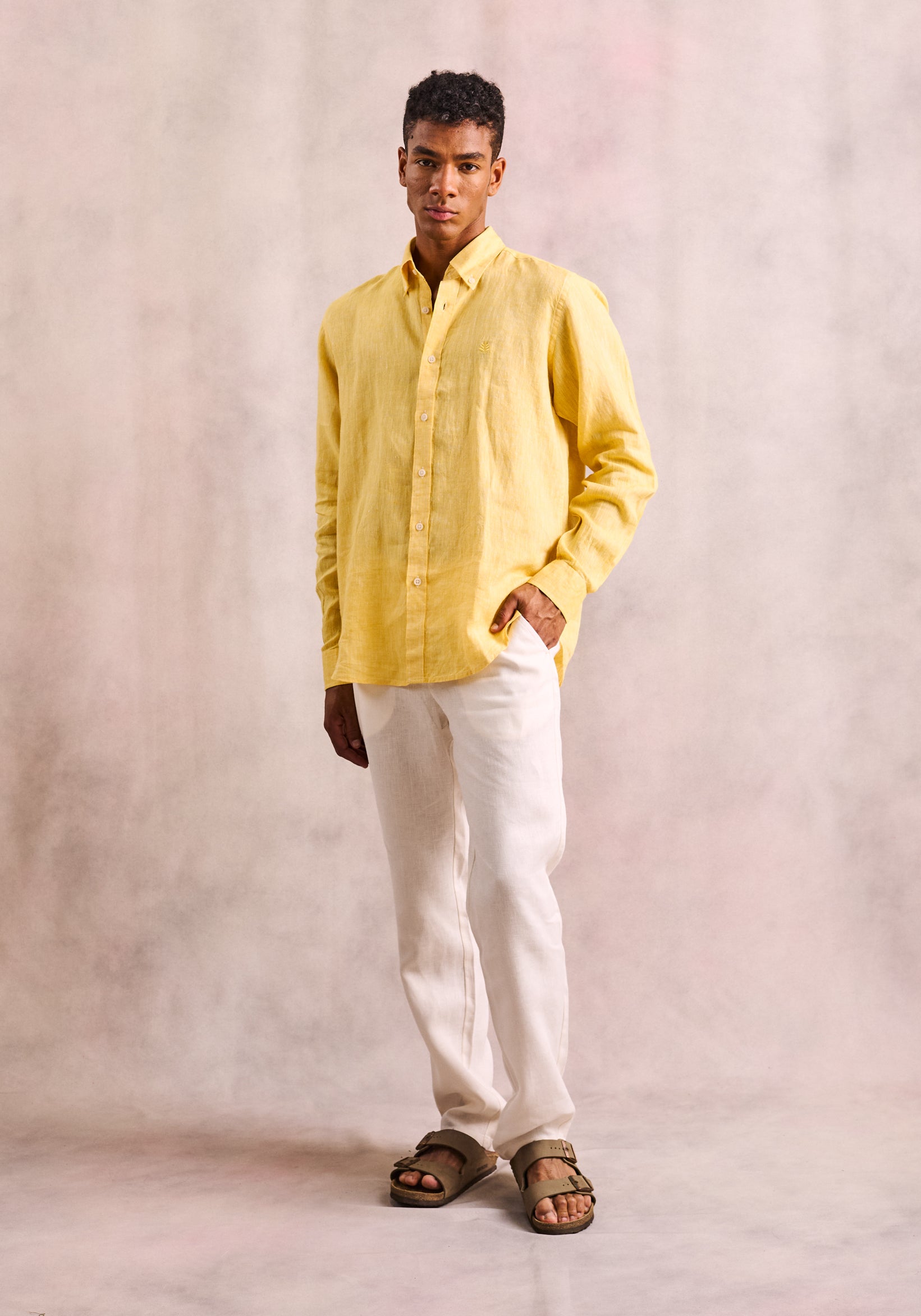 Camisa Lino Cuello Button Down Amarillo L-Atn