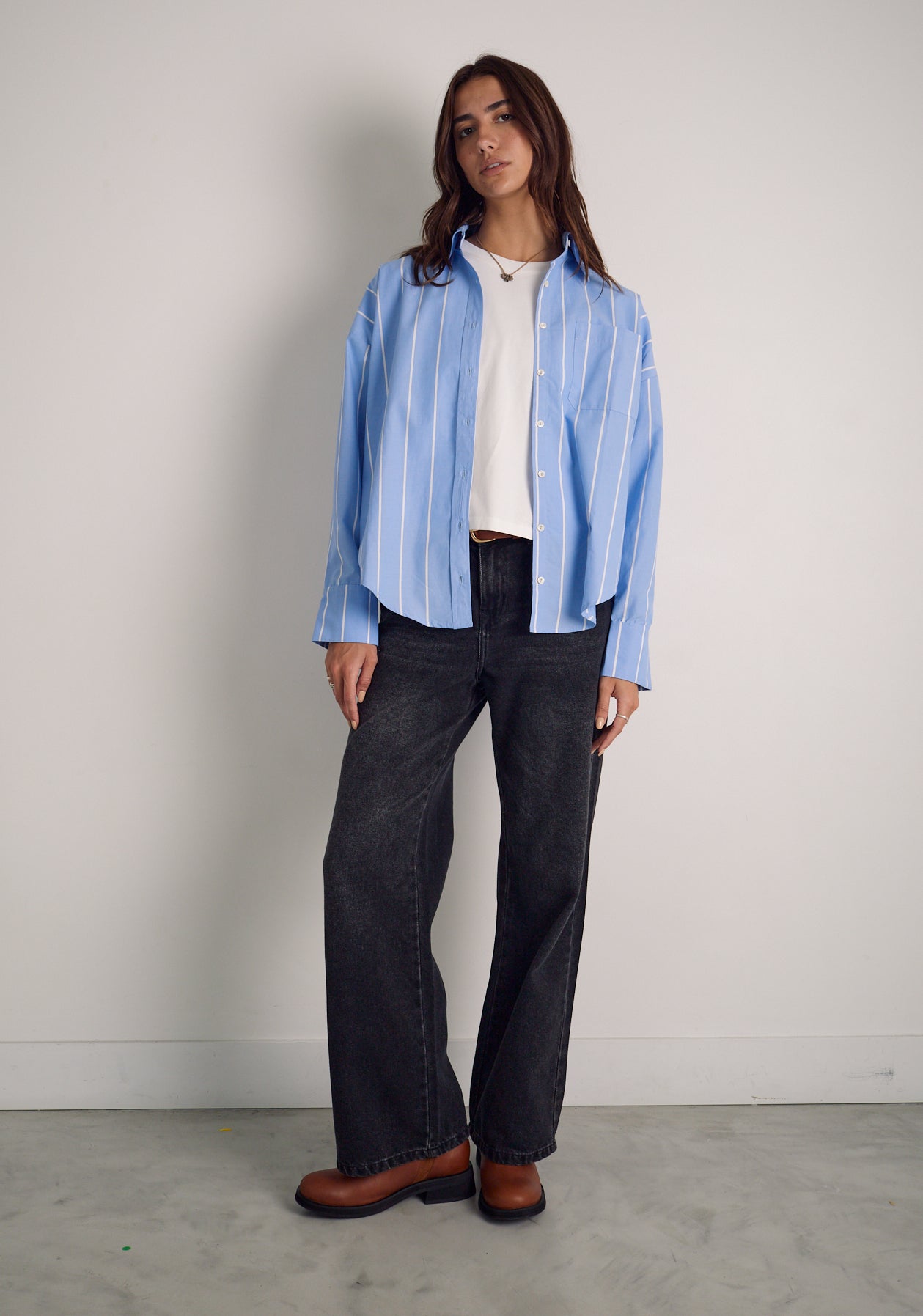 Camisa M Antonella Rayas Azul Medio-Blanco