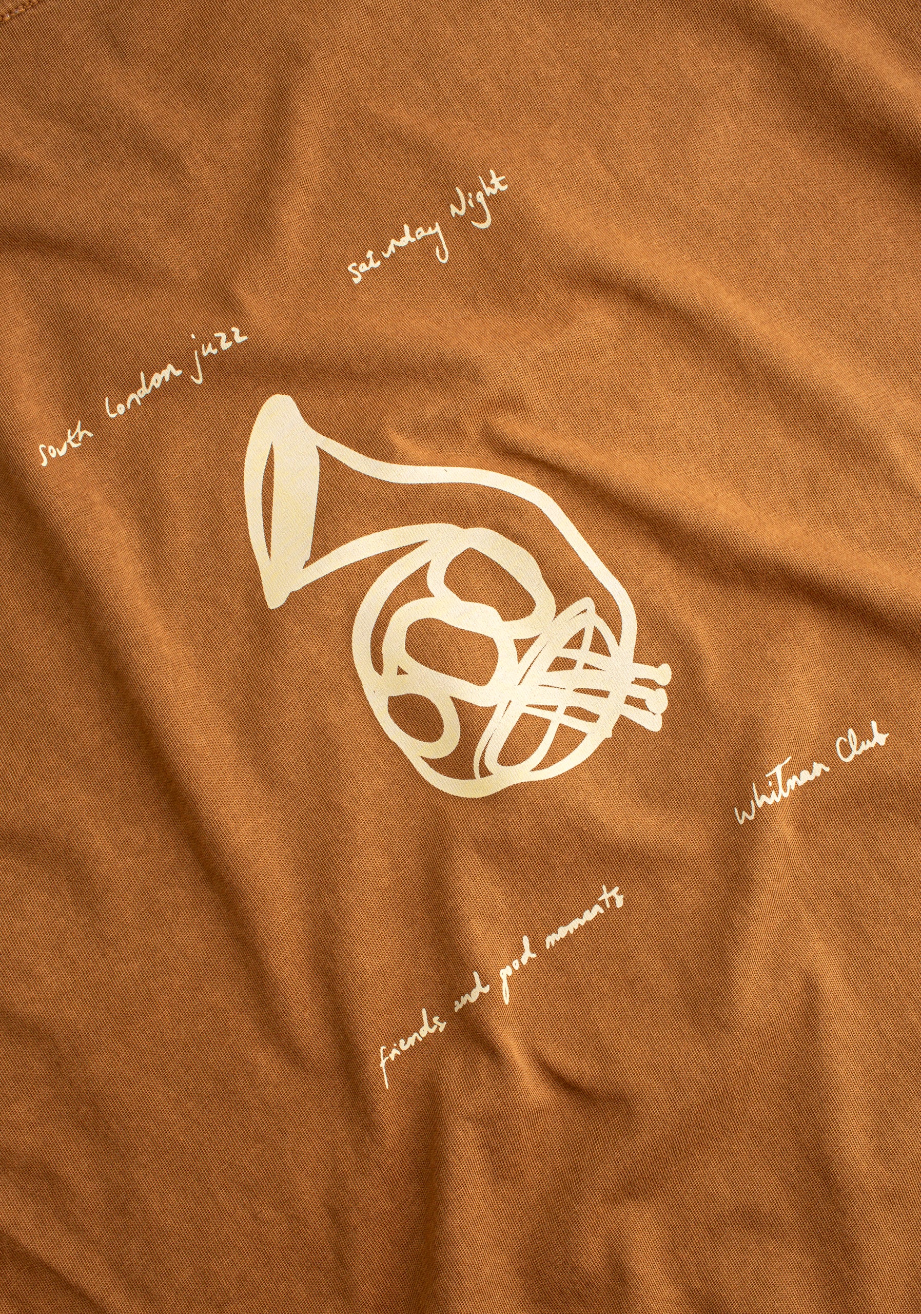 Camiseta H Gekko Garment Dyed Ocre