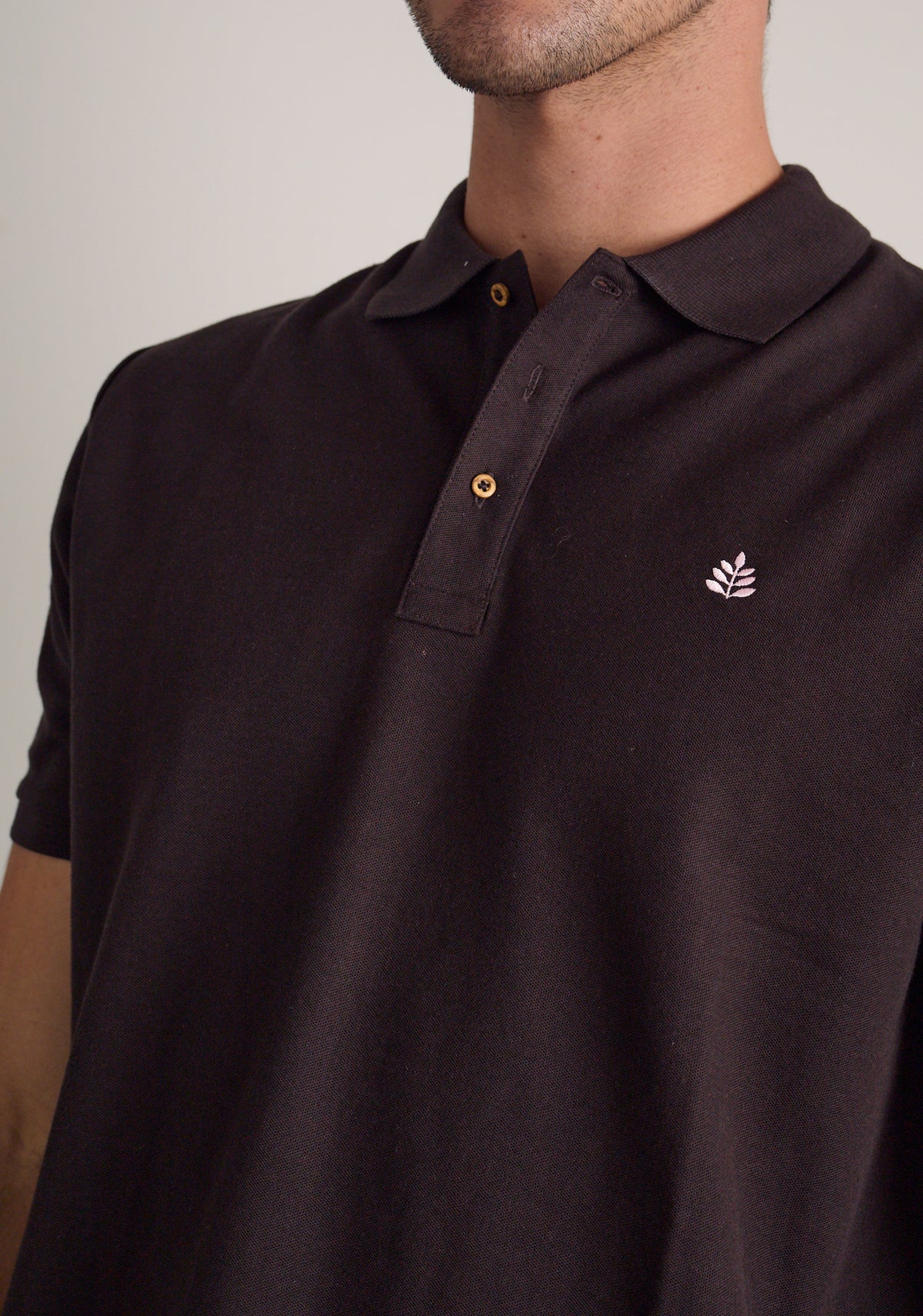 Camiseta Polo H Unicolor L-Ros Café Osc-4