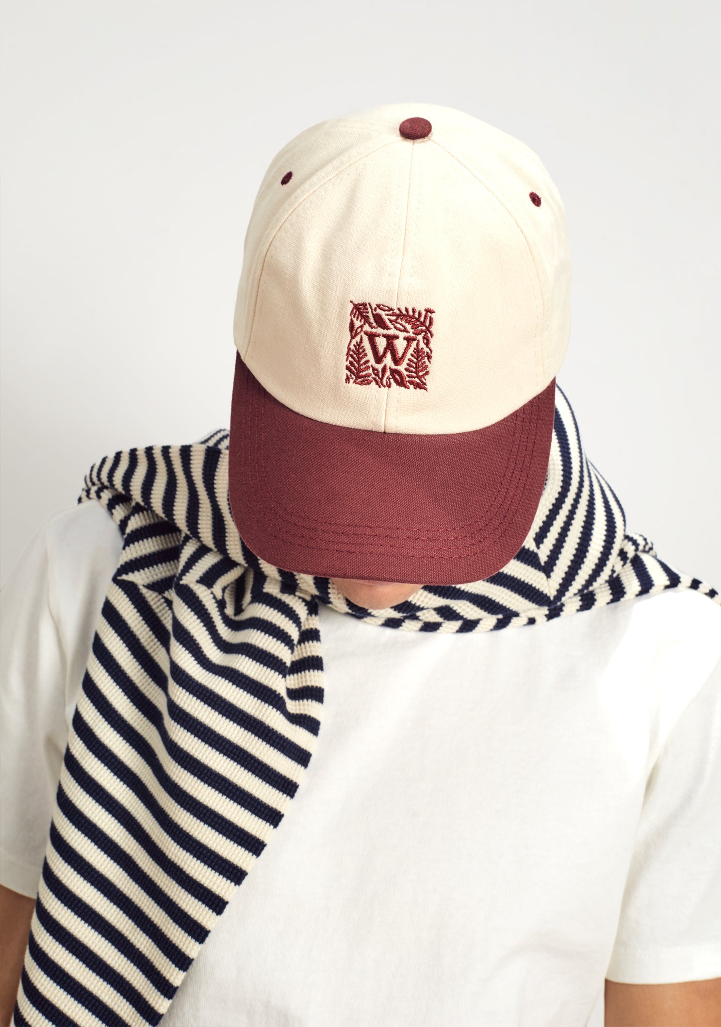 Gorra Tripoli Marfil - Vino