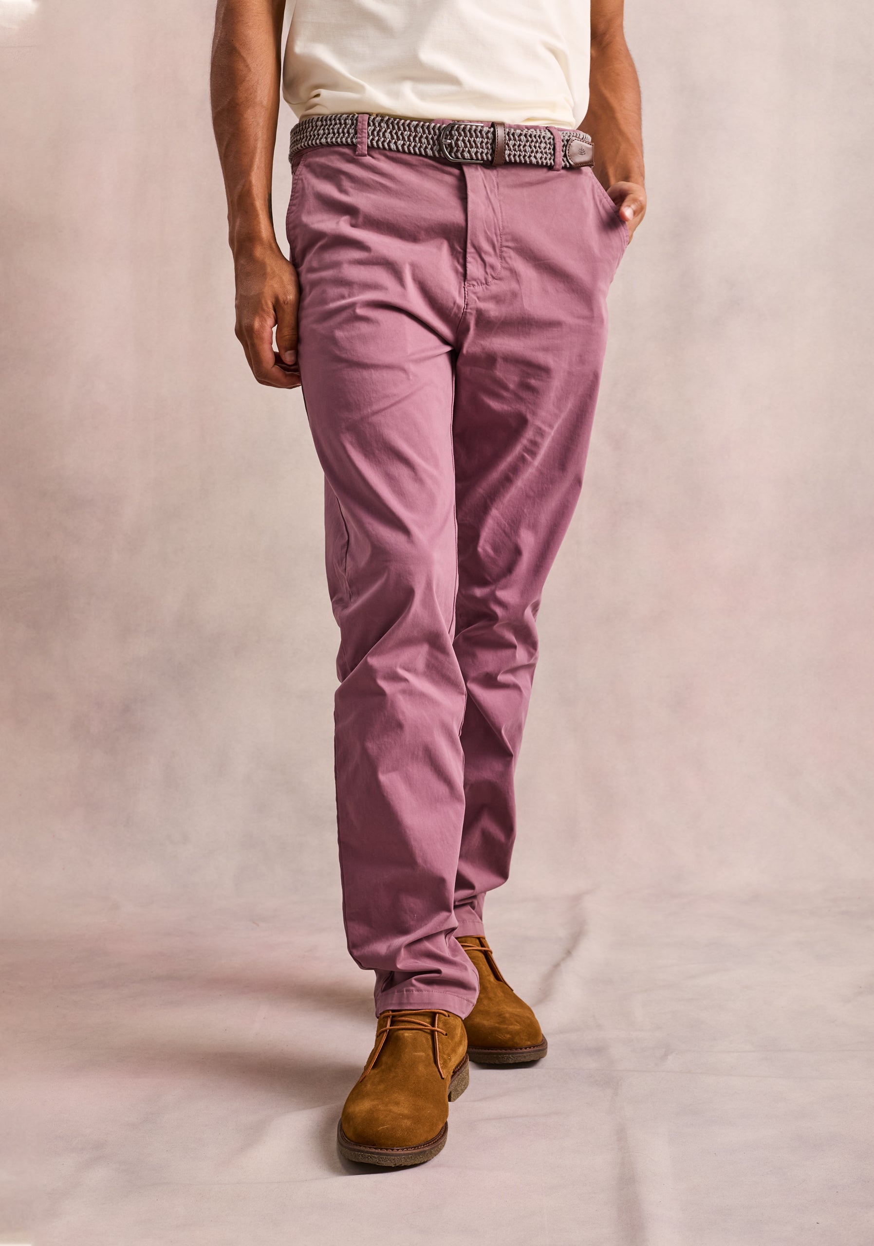 Pantalón Chino Morado Osc.