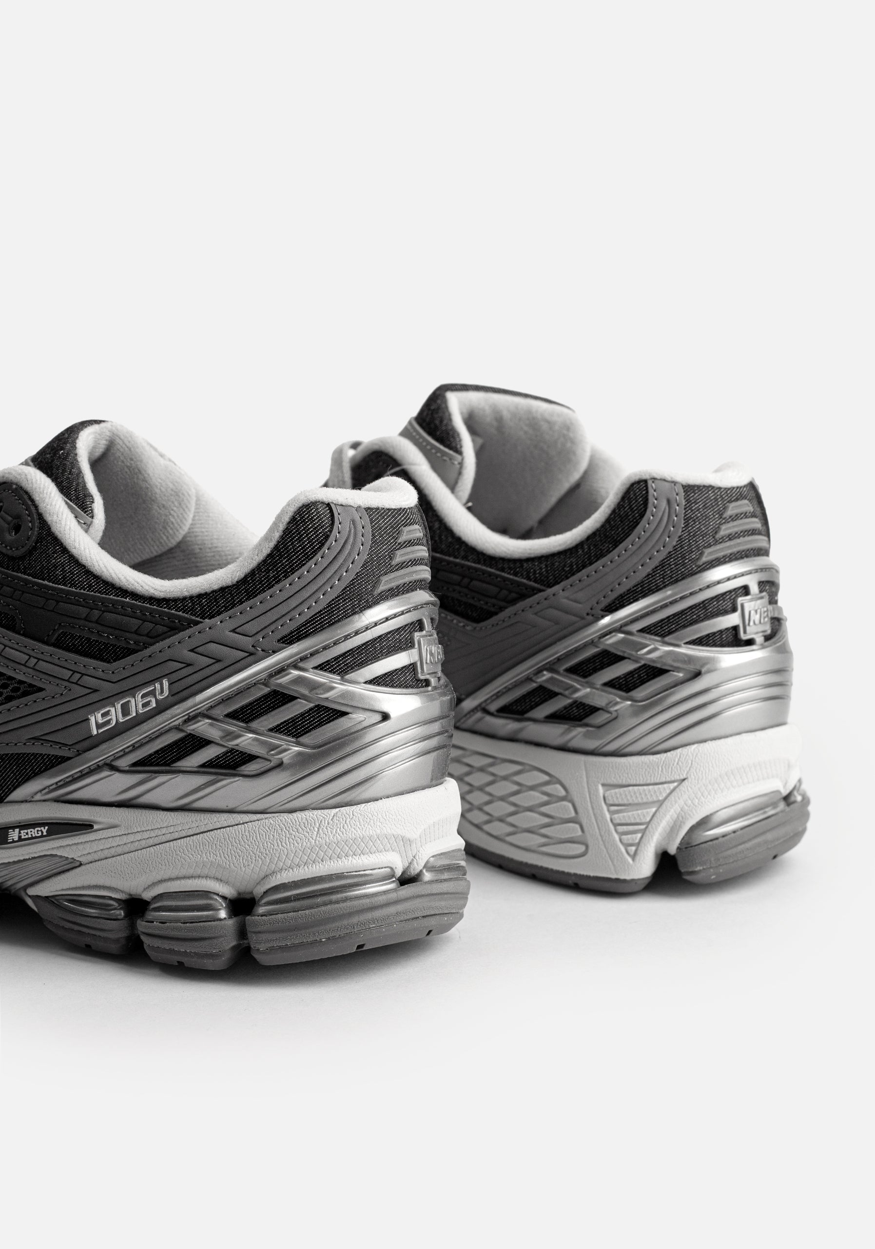 Zapatillas U NB Clasicas Spring 1906 Gris - Negro