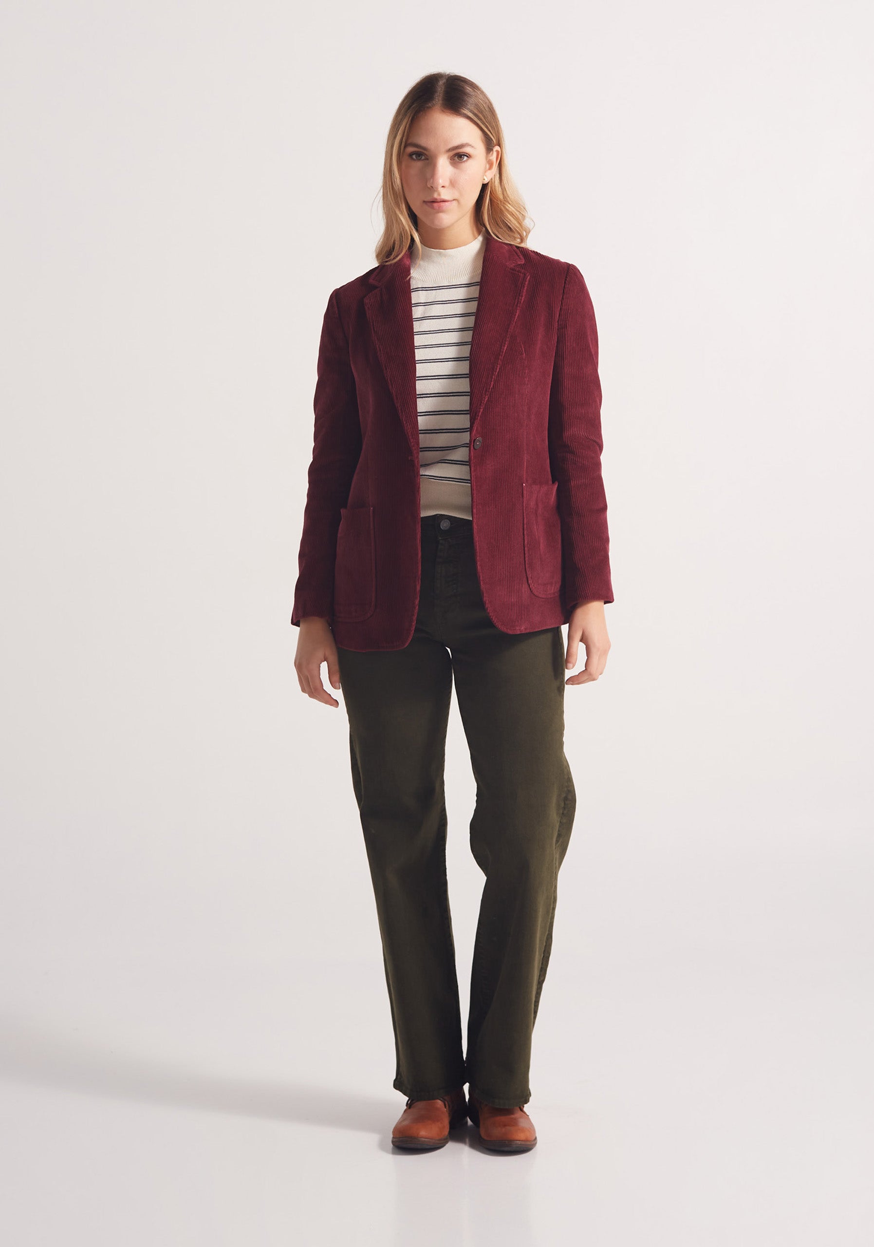 Blazer Poet Estructurado Pana Vino Tinto